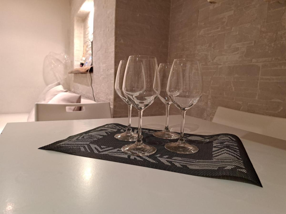 Toledo 27, A Due Passi Da Piazza Del Plebiscito Apartment Naples Exterior photo