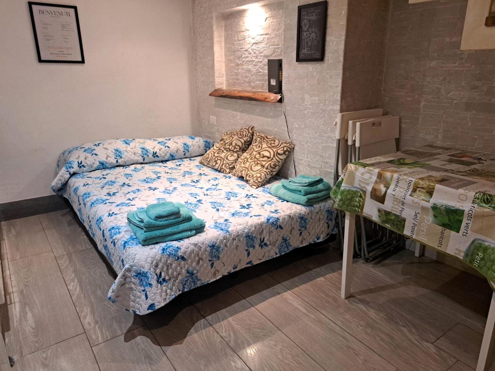 Toledo 27, A Due Passi Da Piazza Del Plebiscito Apartment Naples Exterior photo